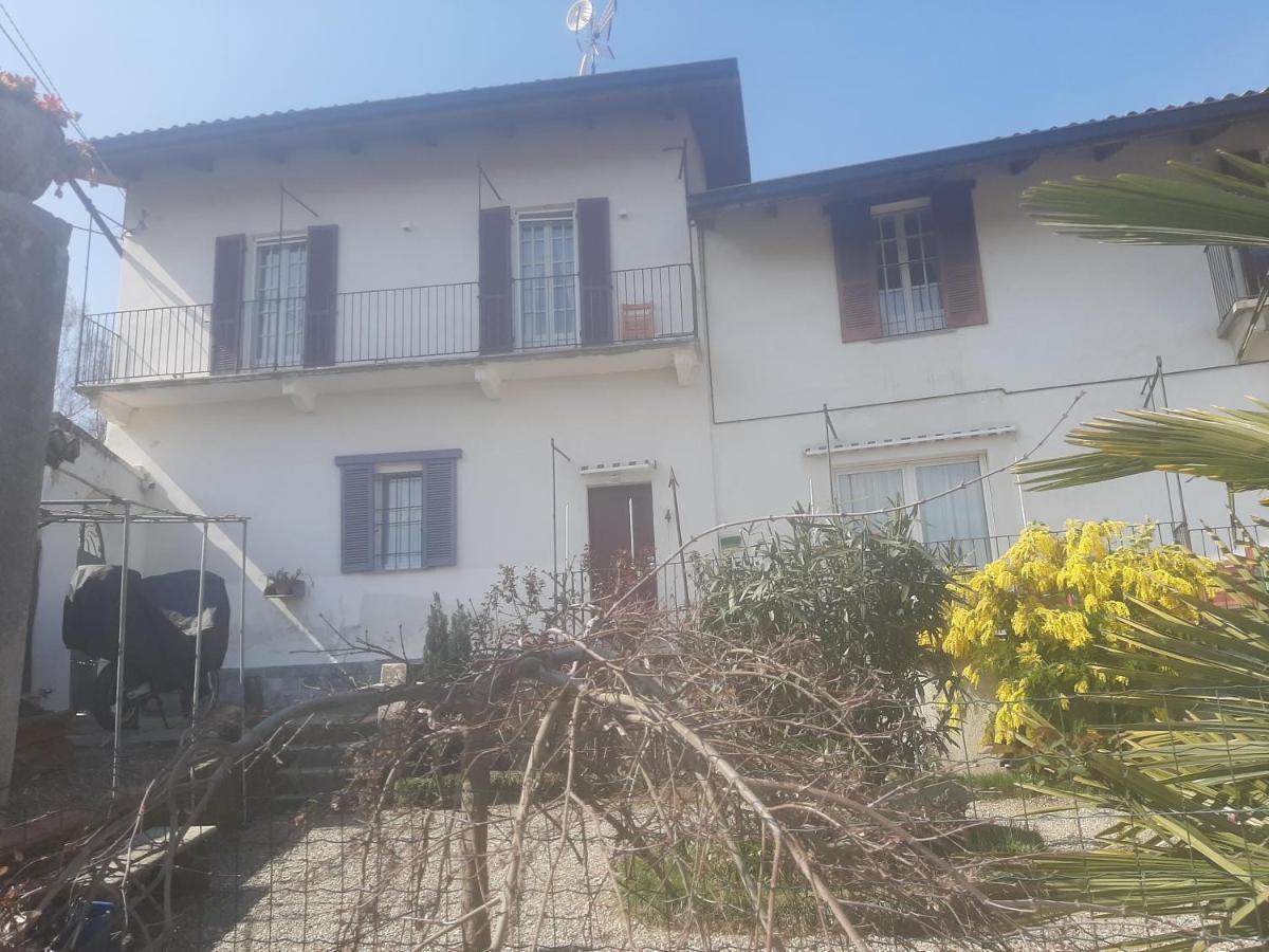 La Casa Di Pietro Hotel Cerrione Exterior photo